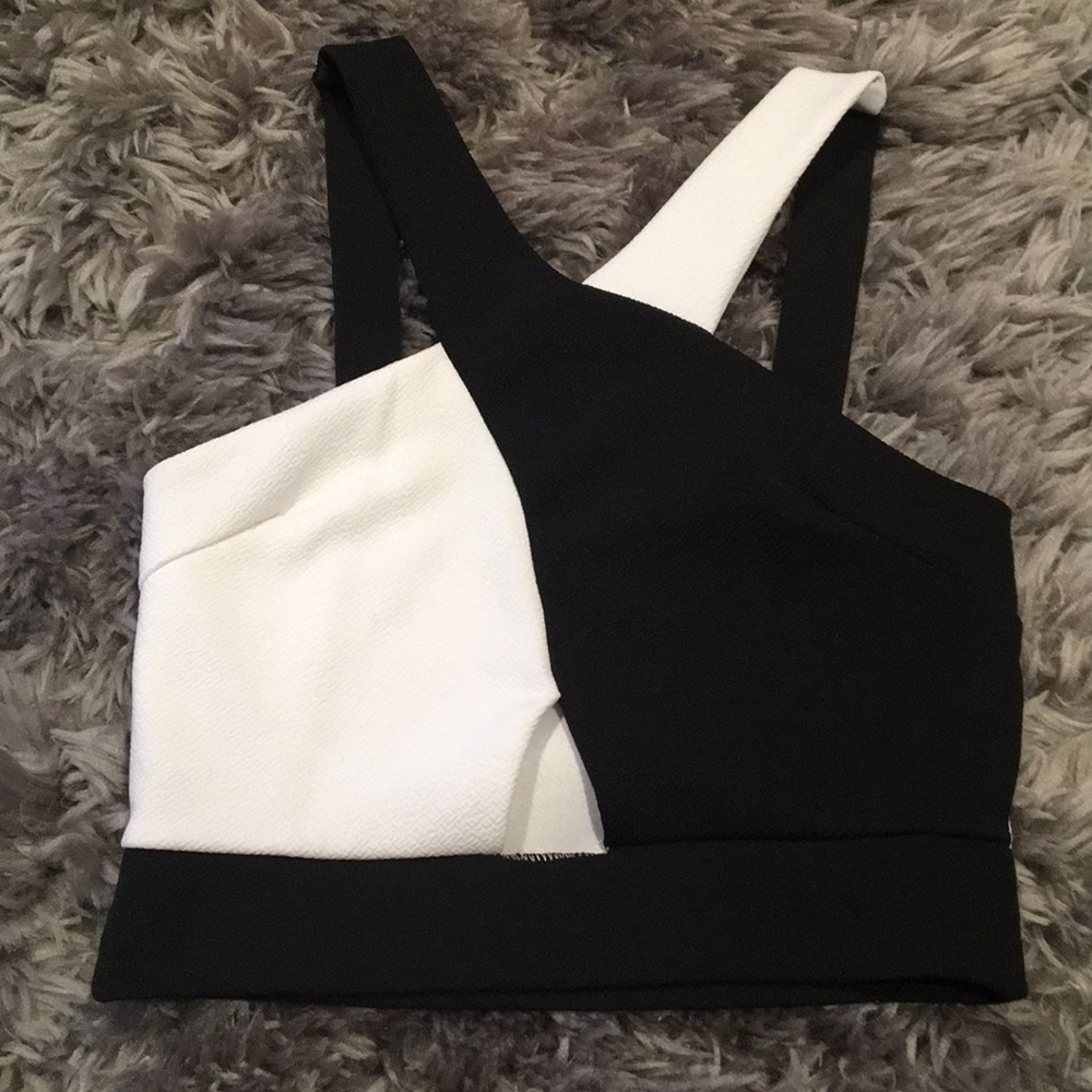 NWOT CROP TOP